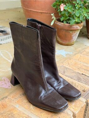 Vintage 90’s Y2K Women’s Brown Leather Square-Toe Ankle Boots Sz 6